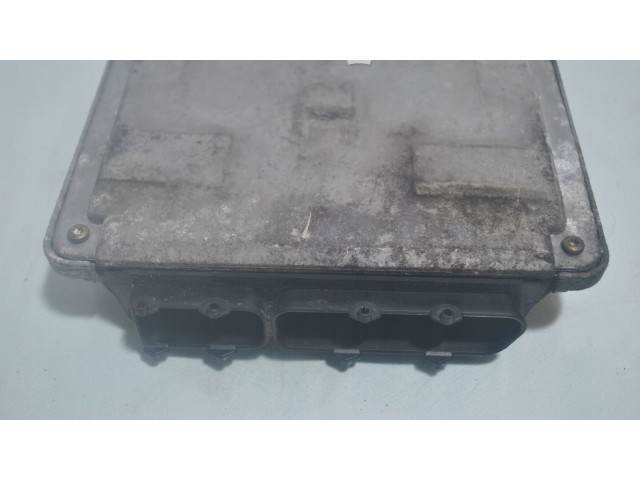 Блок управления двигателя 038906018GM, 0281010181   Skoda Octavia Mk1 (1U)