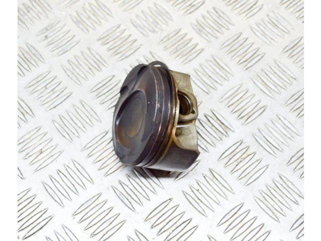 Поршень M 156 B 318342 Maserati Ghibli для бензинового двигателя 3.0