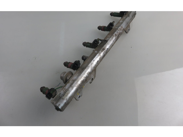 Топливная рампа 9202710, 9470229 Volvo S60 для двигателя B 5244 S2