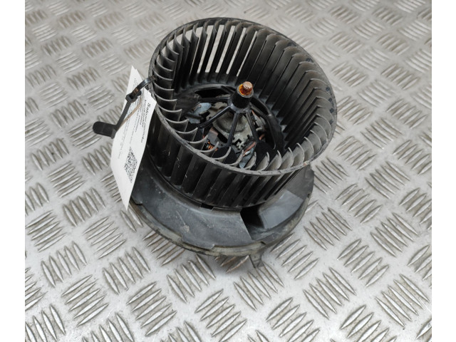Вентилятор печки    1K1819015E, 998919K   Volkswagen Caddy