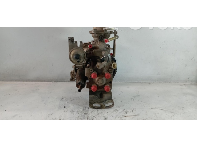 Топливный насос MD311771 Mitsubishi L200