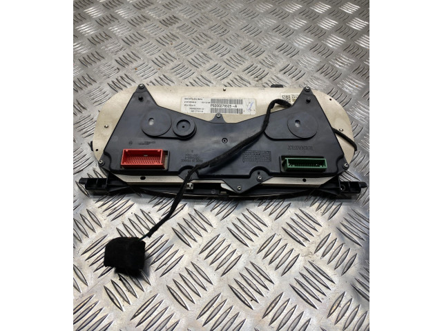 Спидометр (приборный щиток) P8200276525A, 216726389 Renault Clio II