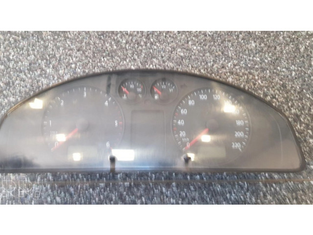 Přístrojová deska Volkswagen Transporter - Caravelle T5 2006 7H0920851R