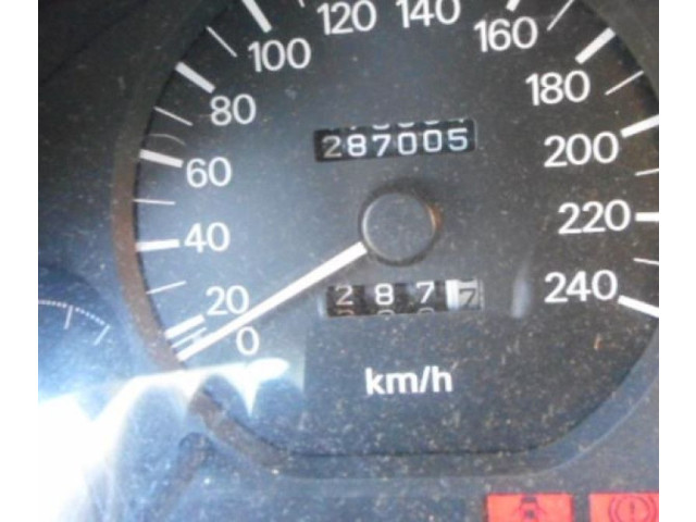 Зеркало электрическое Mitsubishi Carisma 1996 - 1999 года