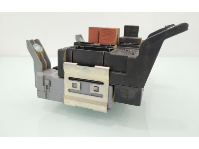 Блок предохранителей 51778008 Fiat Linea