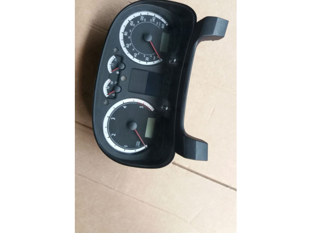 Панель приборов Volkswagen Bora