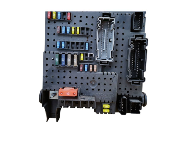 Блок предохранителей 8676391, 12217799 Volvo XC90
