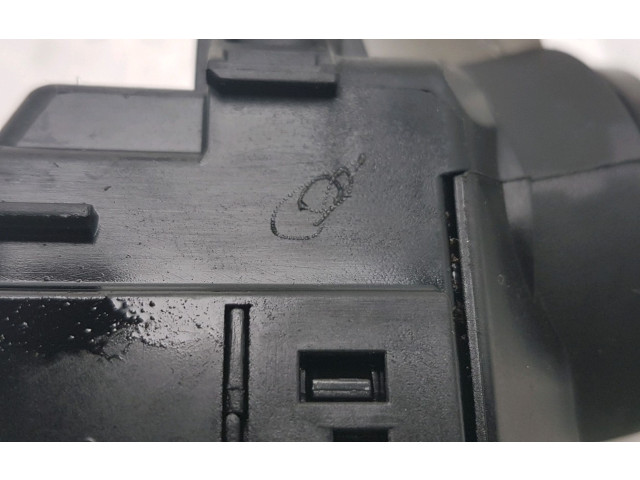 Ручка стеклоочистителей 8591035300, Z0-4076W   SsangYong Tivoli