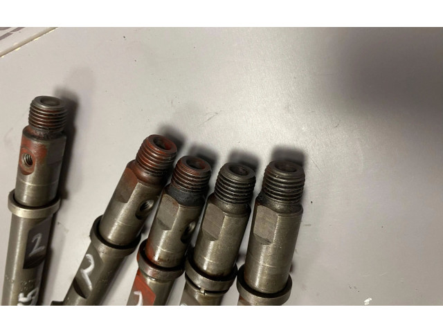 Форсунка 059130201F    Audi A6 S6 C5 4B   