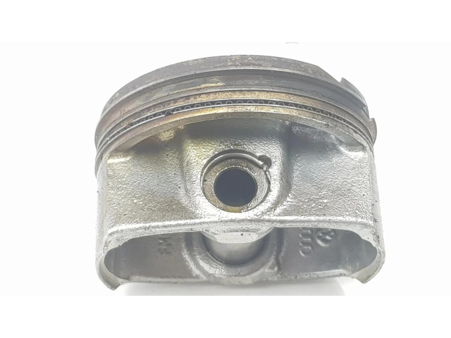 Píst 04C107065AE, 1151CB   Seat Mii     