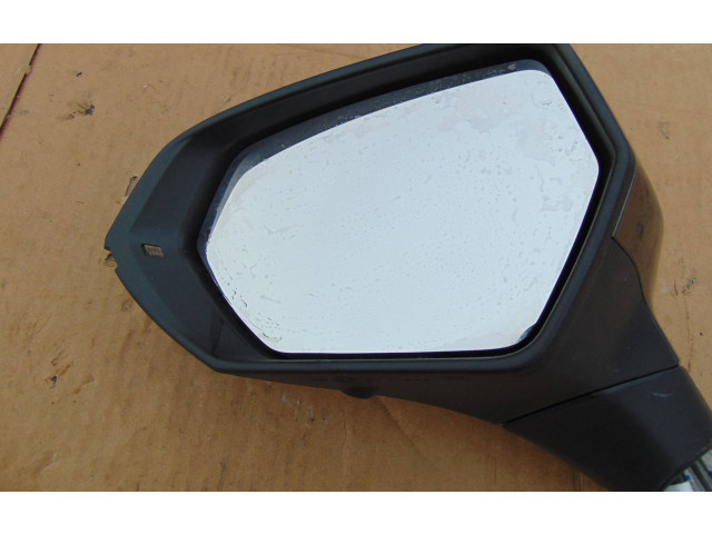 Зеркало электрическое Cupra Leon 2020 - года