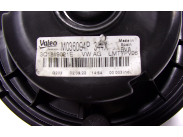 Вентилятор печки    5WB819021A, 3Q1819021E   Cupra Leon