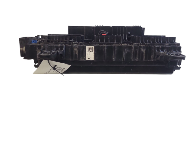 Pojistková skříňka 103440600C Tela Model S 2015