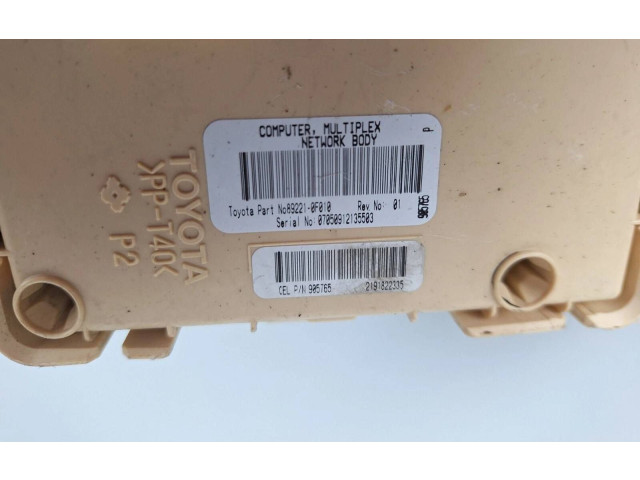 Блок предохранителей 892210F010   Toyota Corolla Verso AR10    