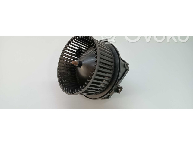 Вентилятор печки    4M1820021, 4M1820021C   Audi Q5 SQ5