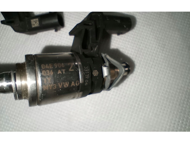 Топливная рампа 04E906036AT, 04C133320G   Skoda Fabia Mk3 (NJ)  