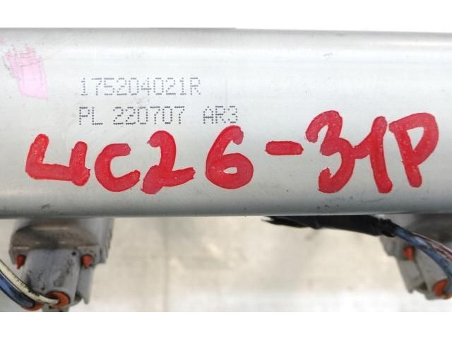 Топливная рампа 175204021R   Renault Clio V  