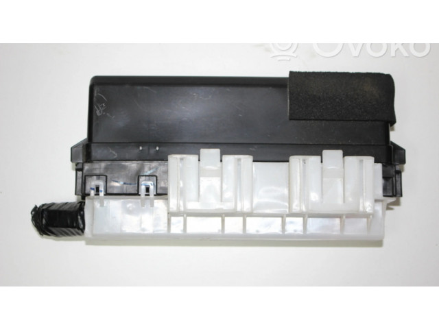 Блок предохранителей 243821MG0C Infiniti M Y51