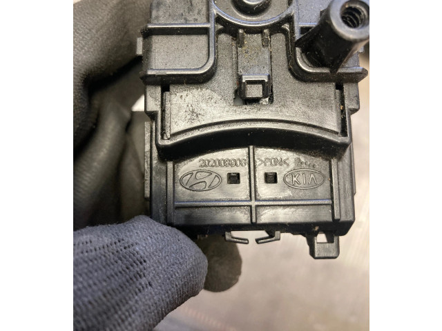 Ручка стеклоочистителей 202008908 KIA Sorento