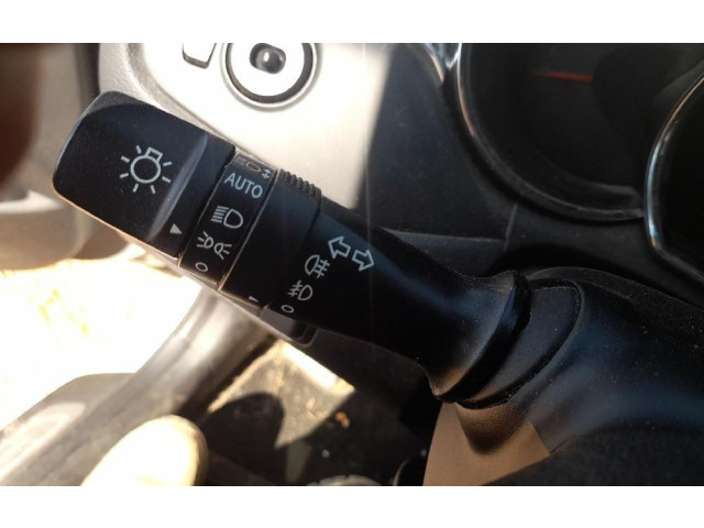 Ручка стеклоочистителей 93410A2631 KIA Ceed