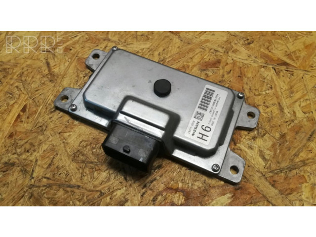 Блок управления коробкой передач EMU10080N   Nissan Juke I F15
