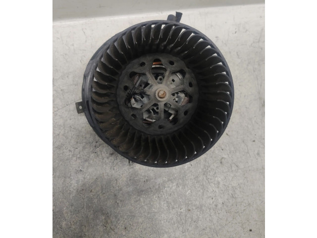 Вентилятор печки 2002221 Skoda Octavia Mk2 (1Z)