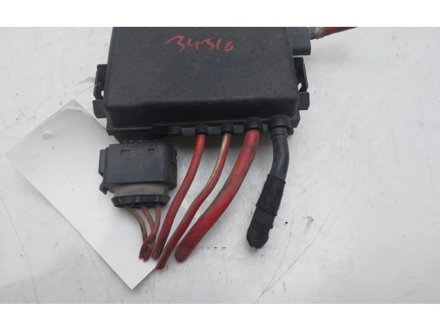 Блок предохранителей 1J0937550 Audi A3 S3 8L