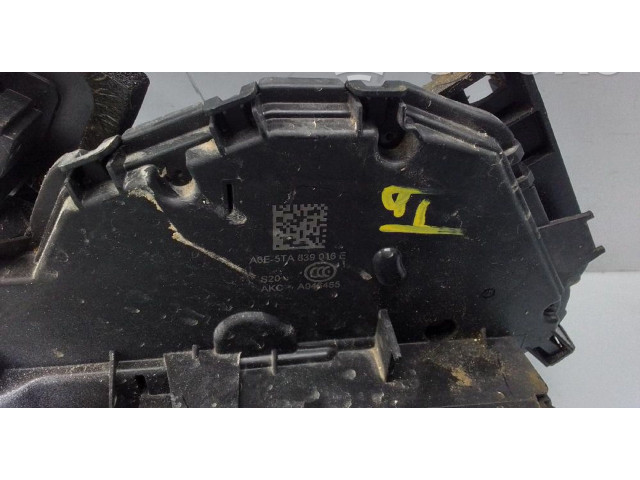 Zámek zadních dveří 5ta839016e   Seat Arona 2017