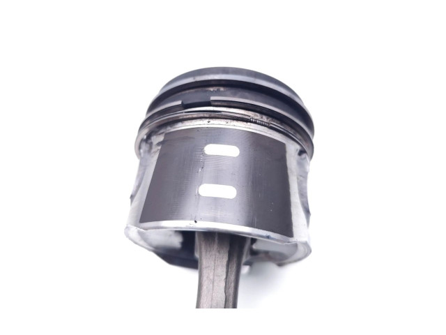  Поршень с шатуном 9HR(DV6C) 9HR, DV6C  Peugeot 5008  