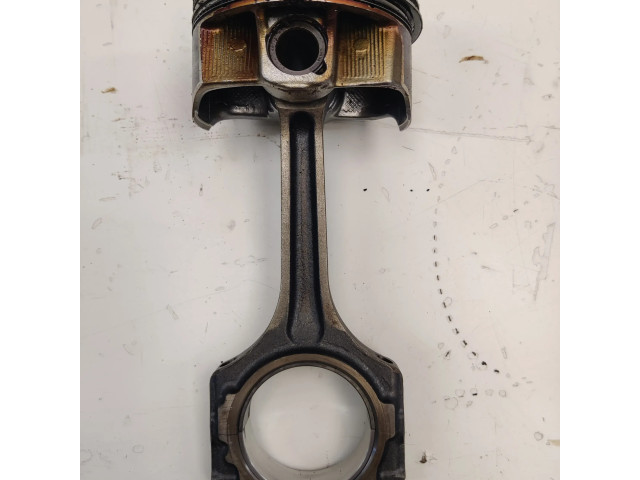 Píst Ford F150 pro benzínový motor 5.0