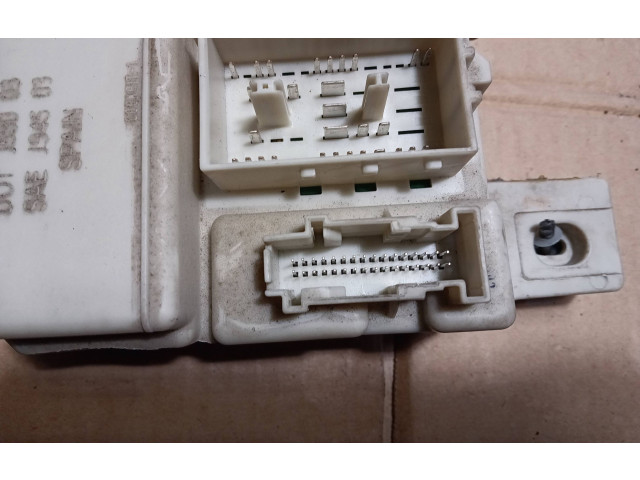 Pojistková skříňka 519096606 Volvo S40 2007