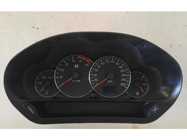 Панель приборов Alfa Romeo 166