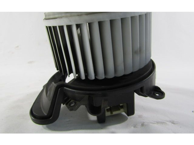 Вентилятор печки    5D3330100   Fiat Punto Evo