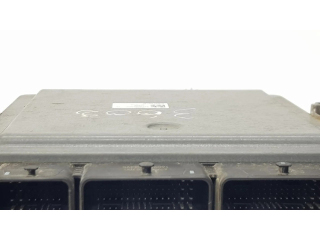Блок управления двигателя 42C37779700, 16090500395 Dacia Dokker