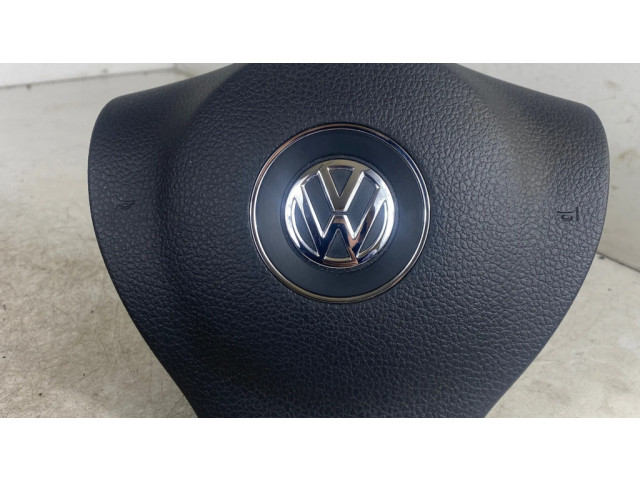 Подушка безопасности водителя 1KM880201G Volkswagen Tiguan