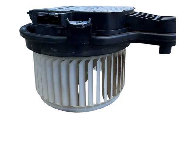 Вентилятор печки    LX6A19846GB   Ford Escape IV