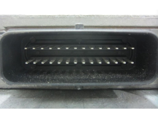 Блок управления двигателя 67R011002   Chevrolet Astra