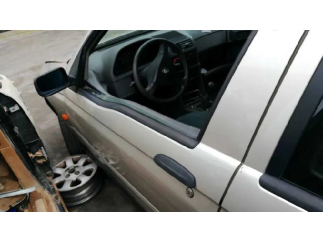 Přední světlo     Alfa Romeo 145 - 146 1996