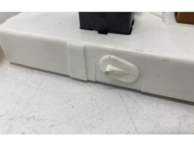 Блок комфорта 32233584   Volvo XC90   