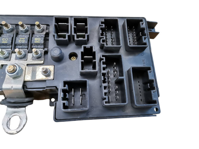 Блок предохранителей 9494207, 518323001 Volvo S80