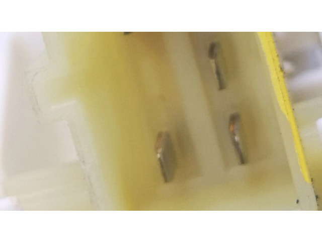 Передний двигатель механизма для подъема окон