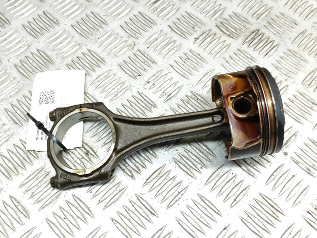 Píst 06M198401, 06M099 Audi A5 pro benzínový motor 3.0 CWGD