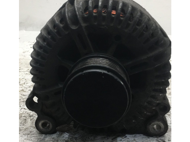 Генератор    Volkswagen PASSAT B4      