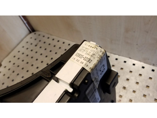 Přístrojová deska Toyota Corolla E120 E130 2006 8380002C80, 88311338