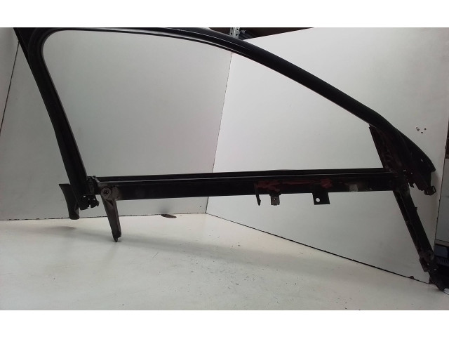 Передняя рамка дверного стекла 8E0837629 Audi A4 S4 B6 8E 8H