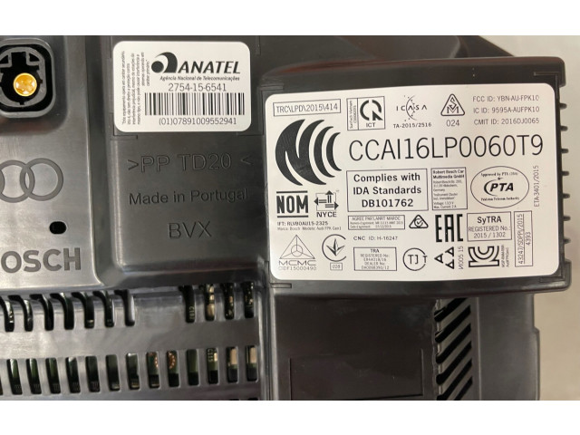 Панель приборов    Audi TT TTS RS Mk3 8S       