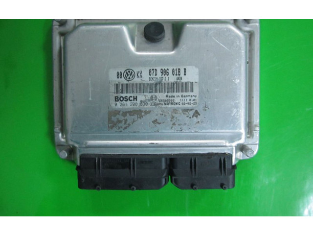 Řídící jednotka 07D906018B, 0261206830 Volkswagen PASSAT B5.5 2002
