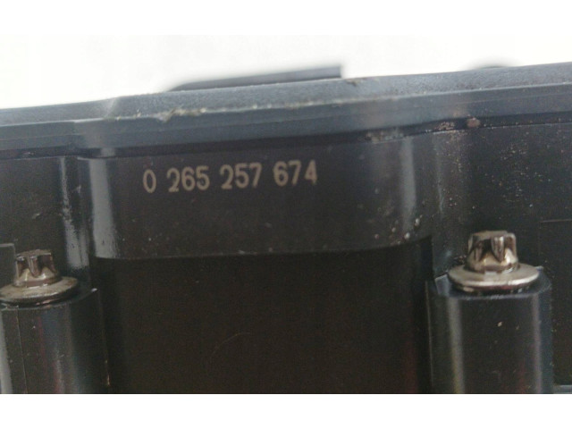 Блок АБС 6C0907379R, 6C0614517R   Skoda  Fabia Mk3 (NJ)  2015 - 2021 года