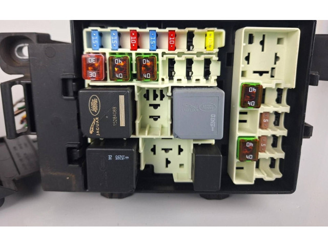 Ящик предохранителей (комплект) GX7314A076DA Jaguar XE