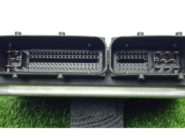 Блок управления BOSCH   Skoda Octavia Mk1 (1U)